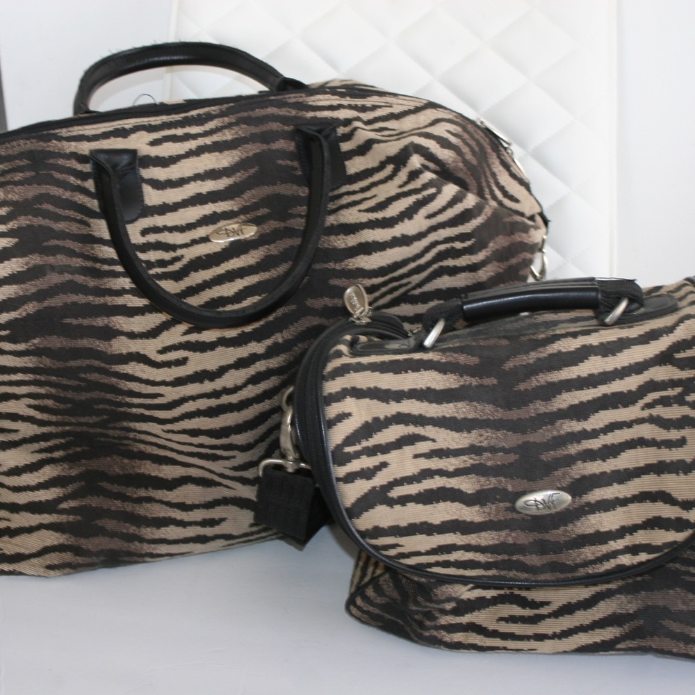 VINTAGE DIANE VON FURSTENBERG SET OF 2 TRAVEL BAG